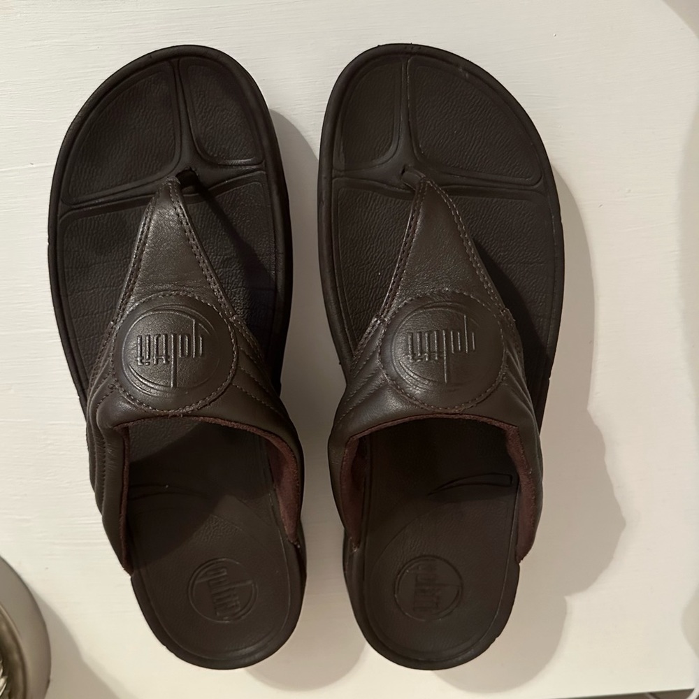 Women Fitflop size 10 like new